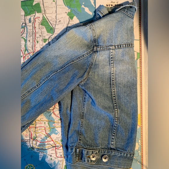 Hot Kiss Jean Jacket light wash size M - Picture 3 of 13